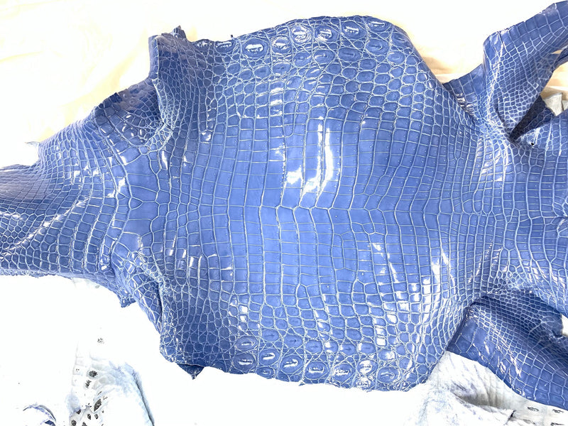 皮革 尼羅河鱷魚皮 瑪瑙石拋光 淺藍色 - FOBO CROCODILE